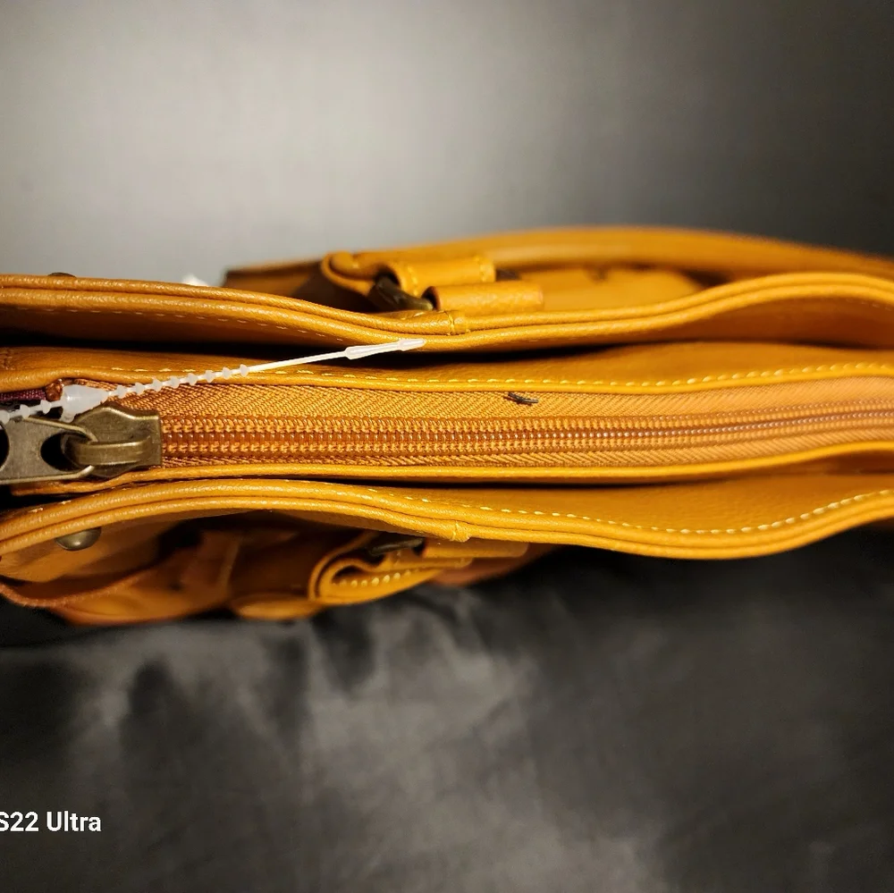 Women's Laptop purse Designed by Solo New York